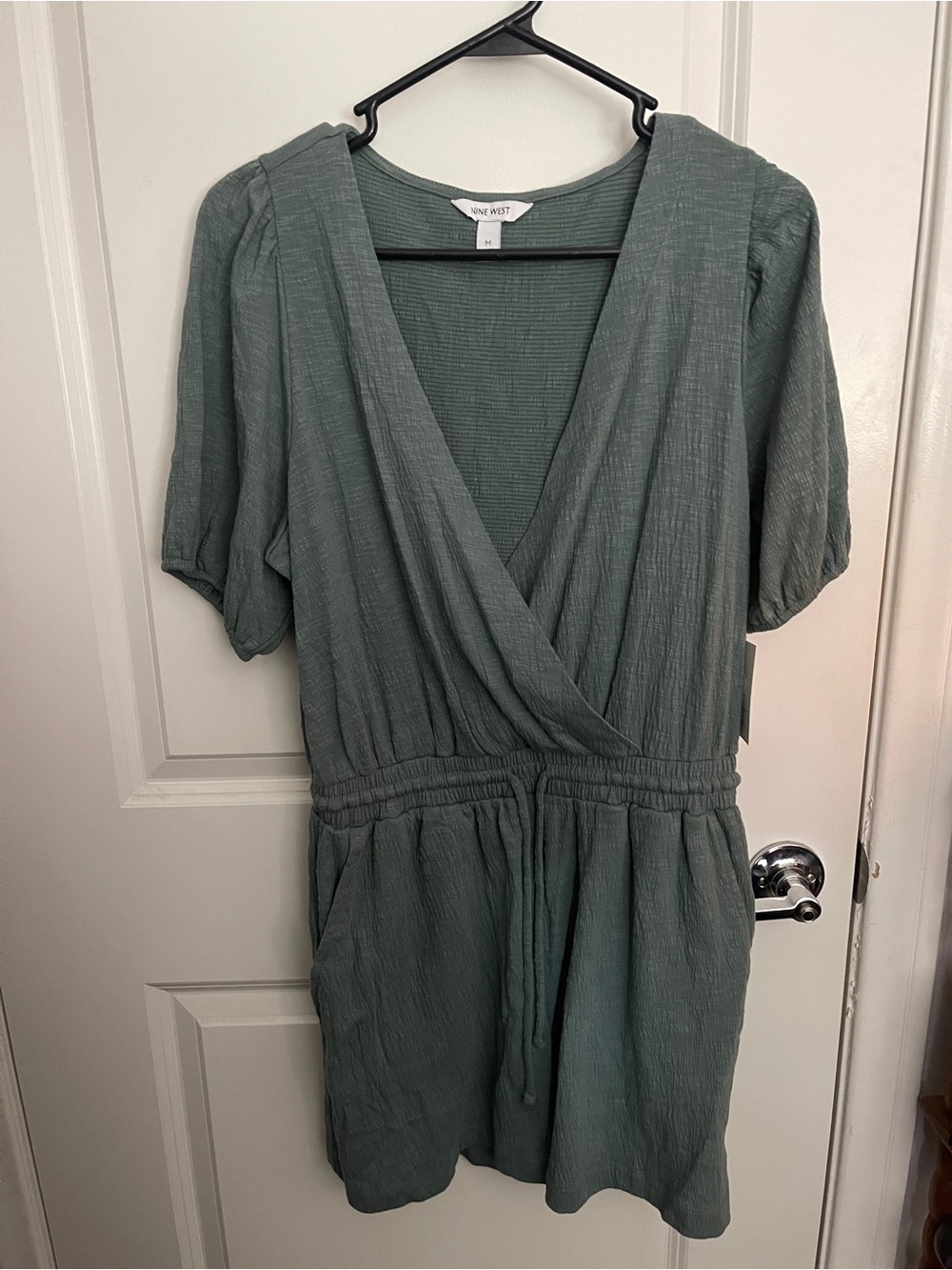 NWT Nine West Sage Green Wrap Front Short Sleeve Dress HAS POCKETS